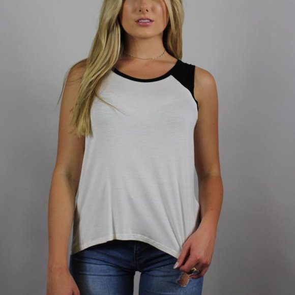 Zutter Black White TAnk Top - Picture 1 of 2